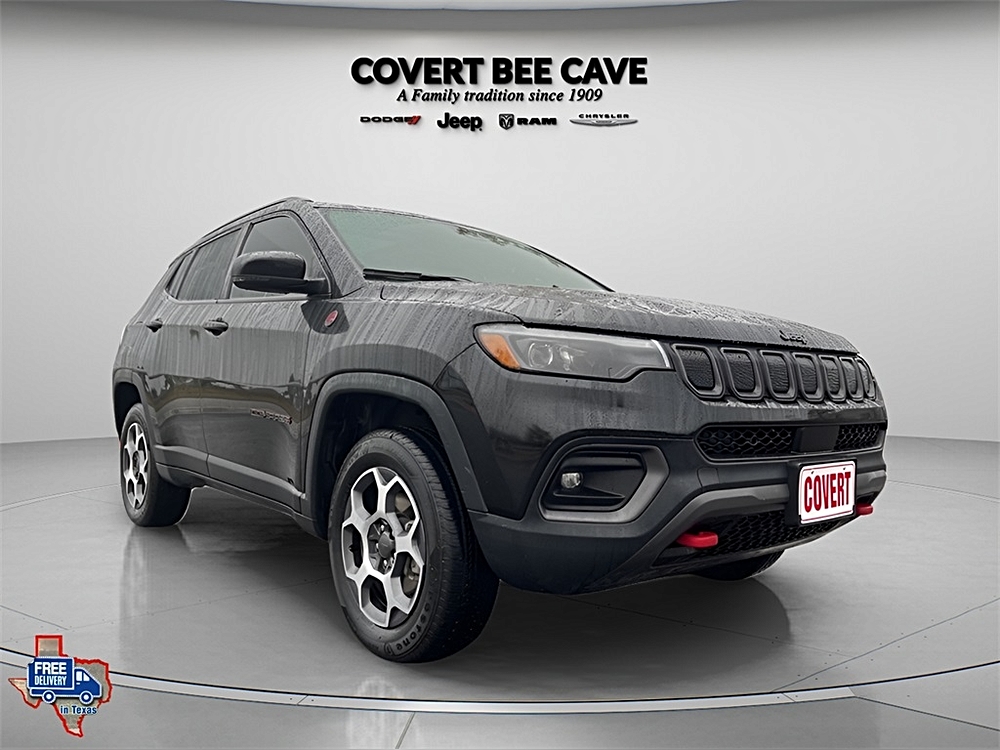 Used 2022 Jeep Compass Trailhawk with VIN 3C4NJDDB4NT212772 for sale in Austin, TX