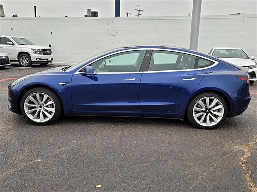 Used 2018 Tesla Model 3 Long Range with VIN 5YJ3E1EA0JF024811 for sale in Austin, TX