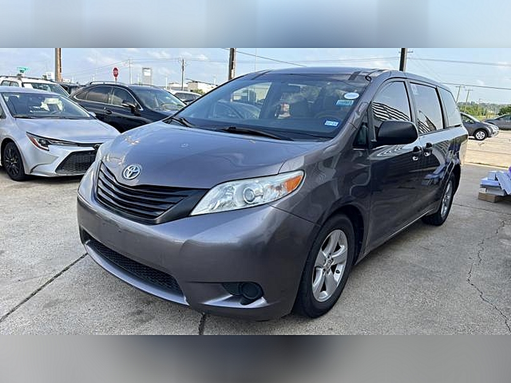 solagold auto usa llc 2015 Toyota Sienna | Auto dealership in Texas ...