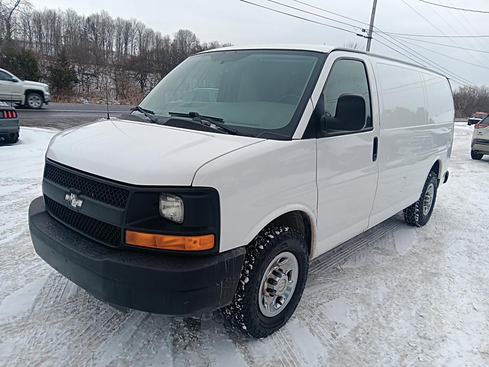 2016 Chevrolet Express Cargo Work Van's photo