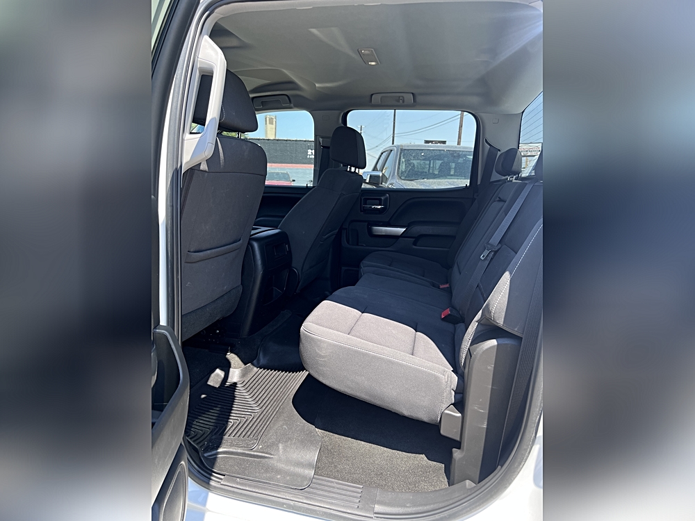 2018 Chevrolet Silverado 1500 LT - Photo 10