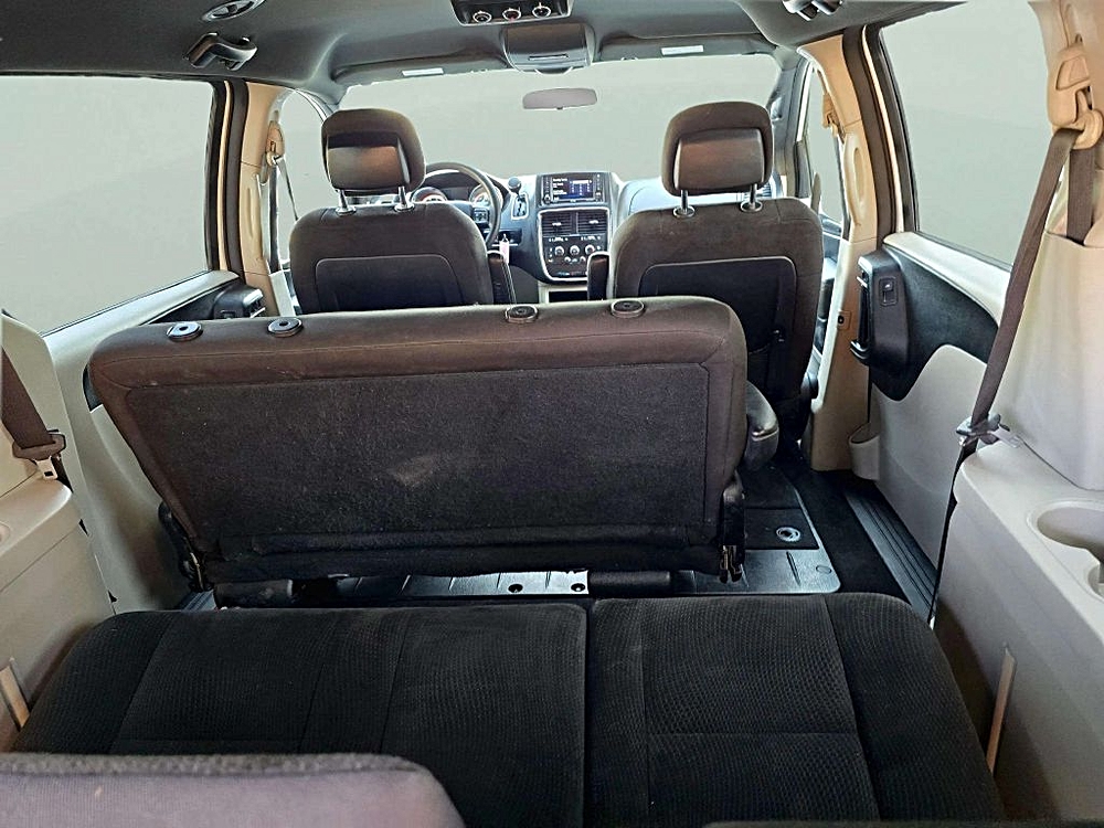 2017 Dodge Grand Caravan SE - Photo 28