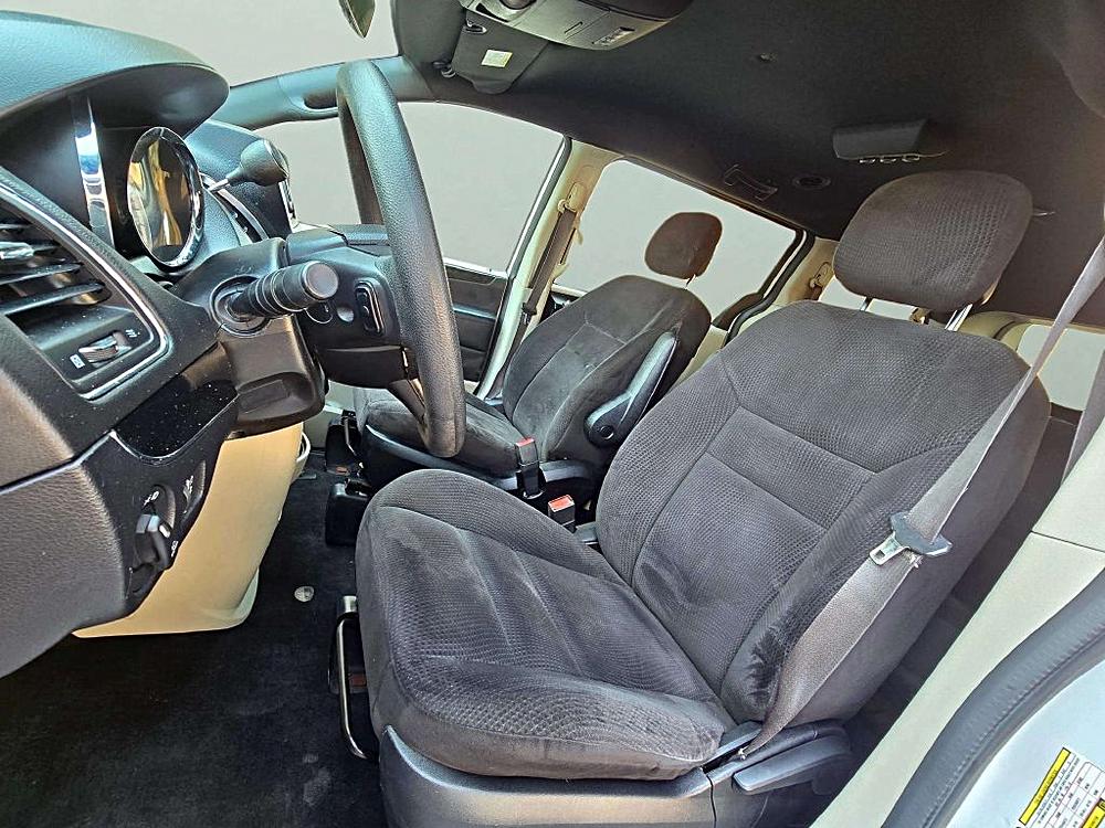 2017 Dodge Grand Caravan SE - Photo 9