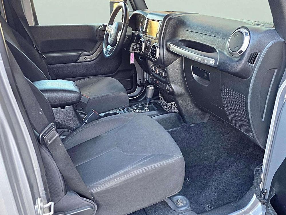 2016 Jeep Wrangler Unlimited Sport S - Photo 20