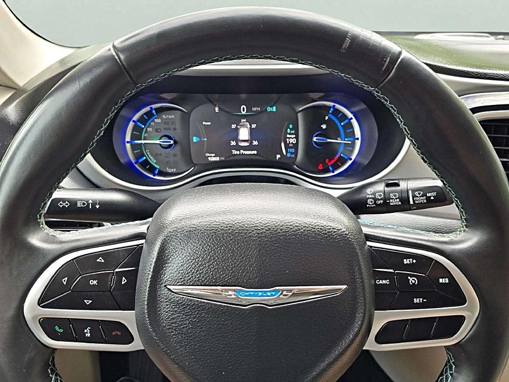 2018 Chrysler Pacifica Hybrid Touring L - Photo 15
