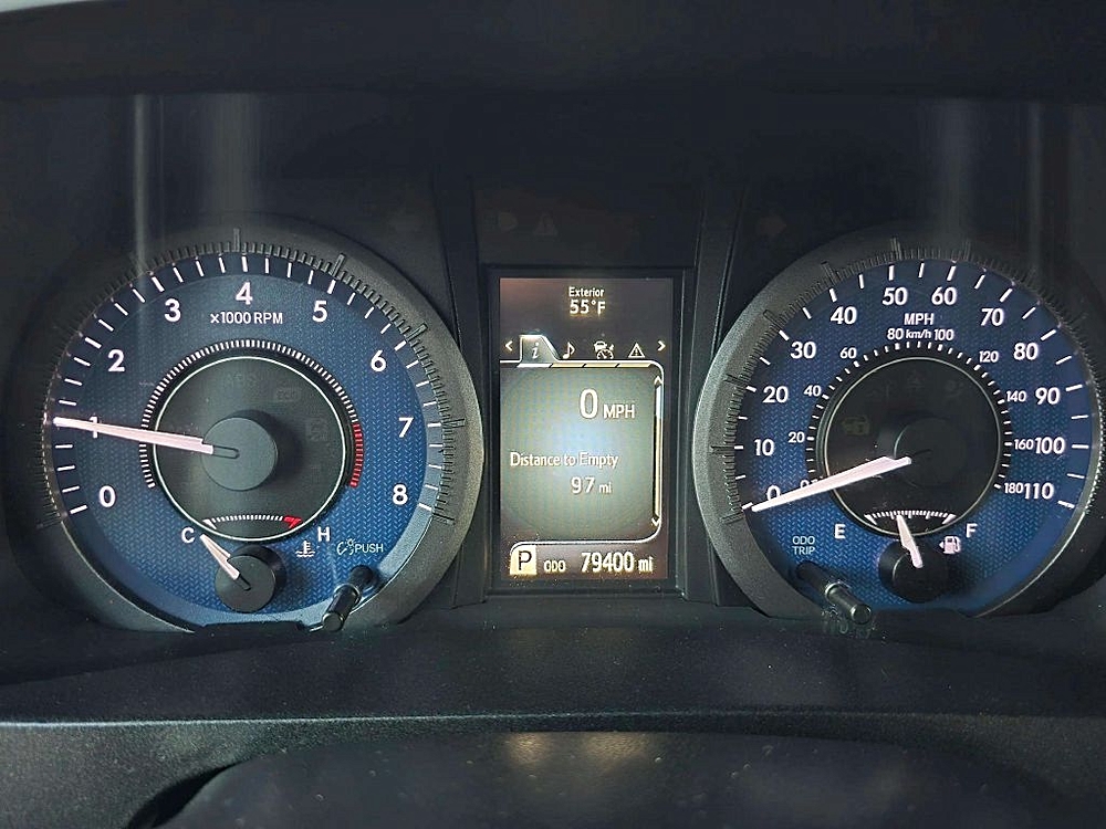 2020 Toyota Sienna LE - Photo 14
