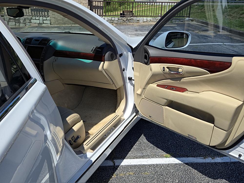 2007 Lexus LS Base - Photo 30
