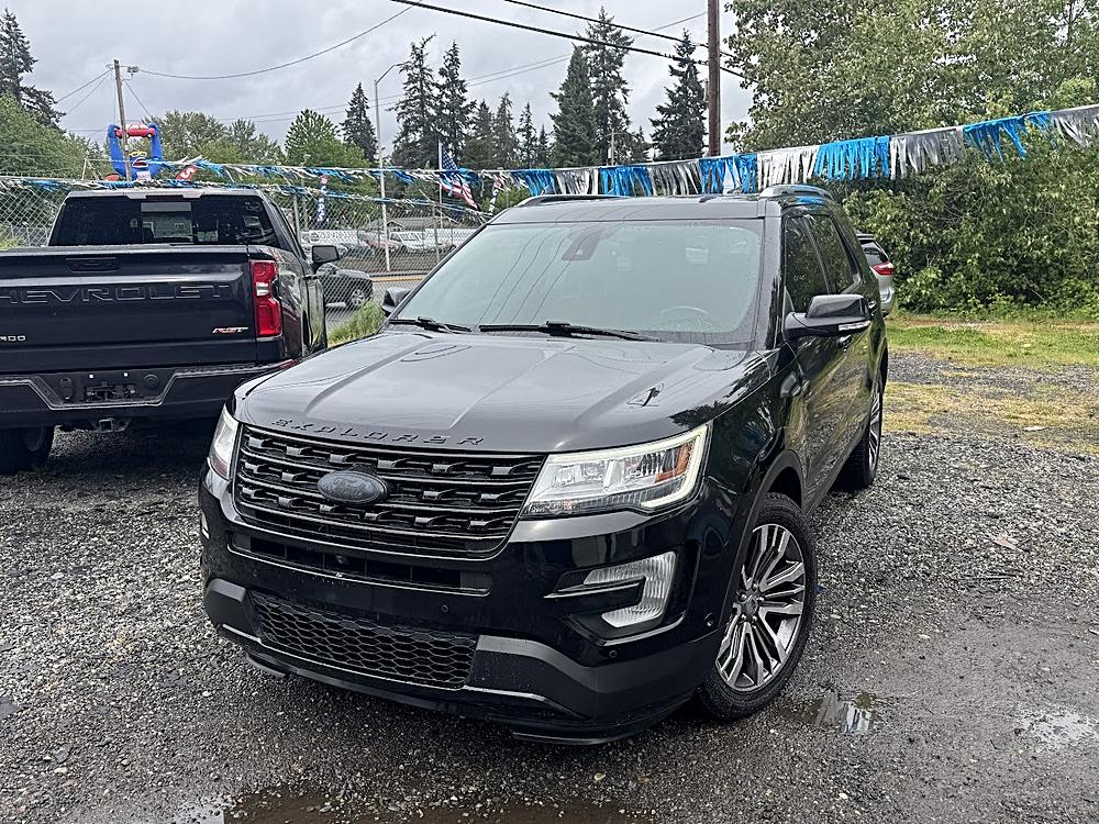 2017 Ford Explorer Platinum 4WD's photo