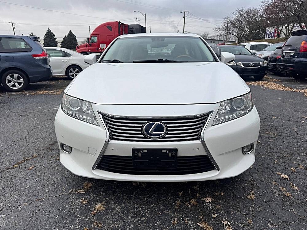 2015 Lexus ES 300h