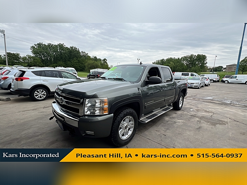 2011 Chevrolet Silverado 1500 LT 4X4 Crew Cab's photo