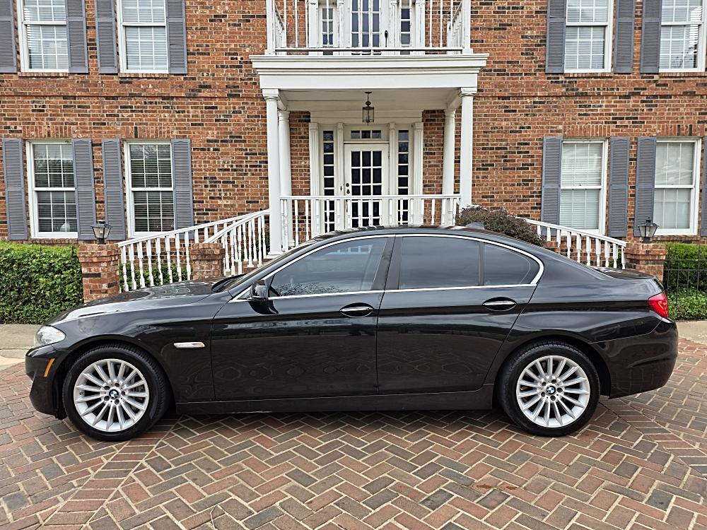 2011 BMW 5 Series 535i