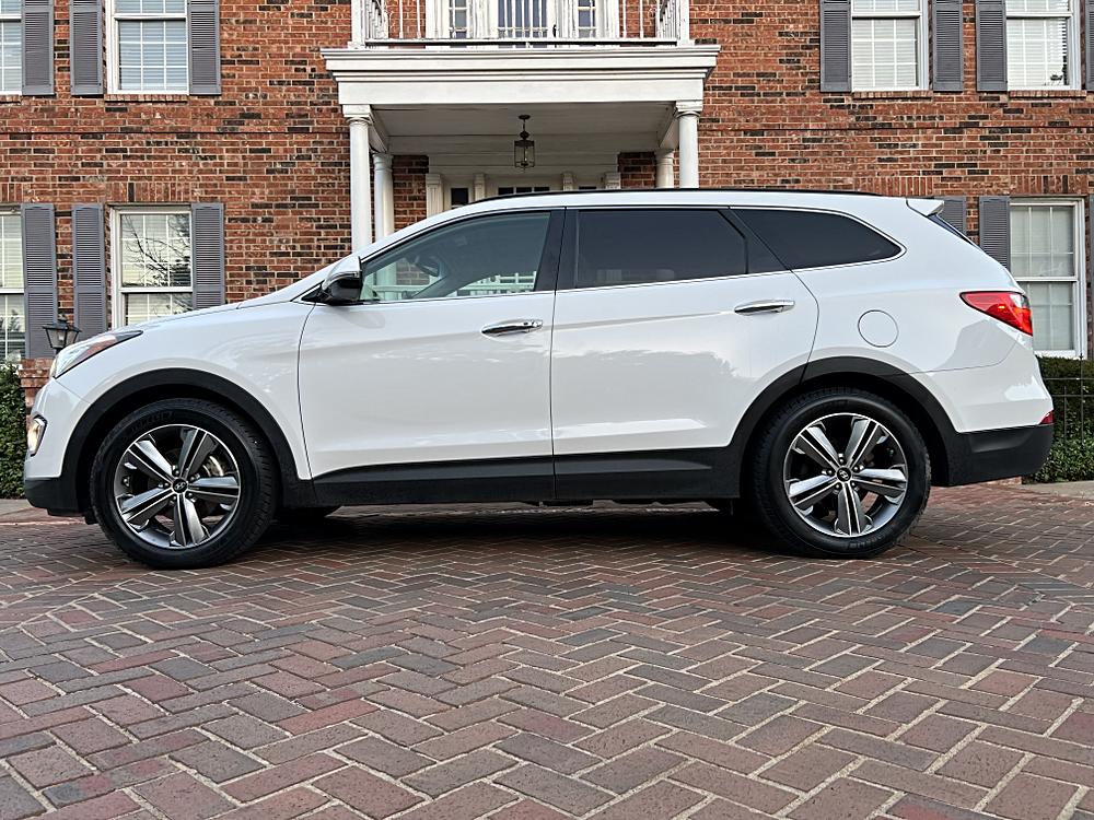 2015 Hyundai Santa Fe Limited AWD's photo