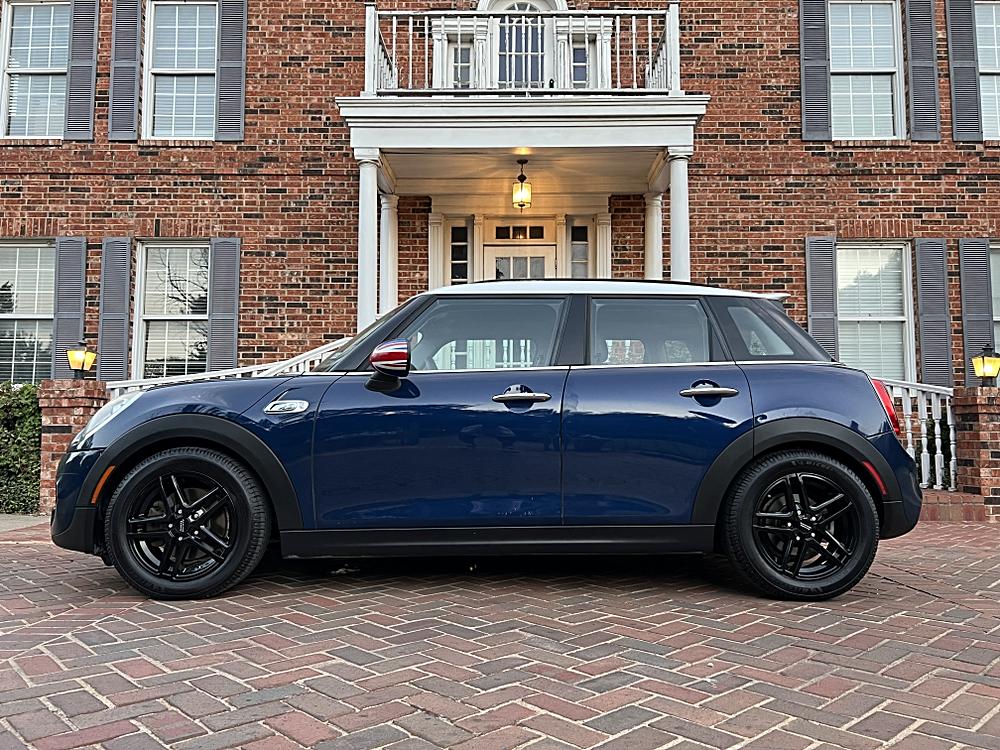 2015 MINI Cooper Hardtop 4 Door