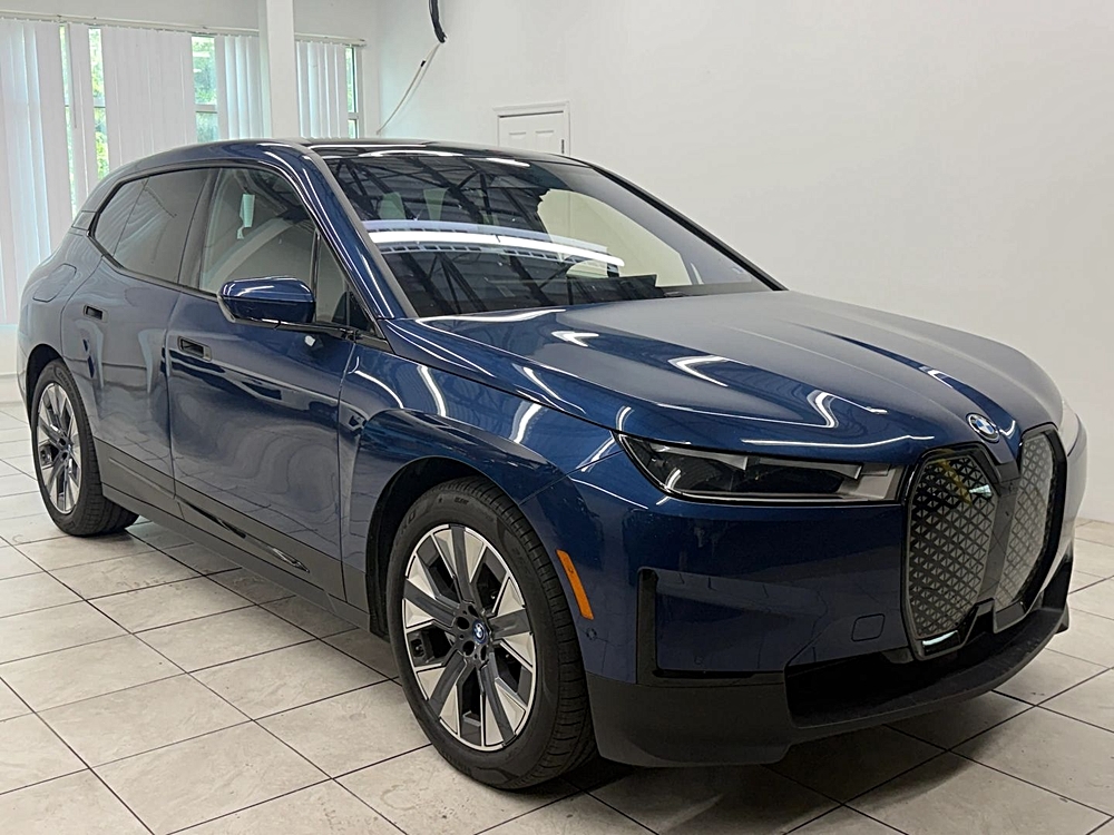 2022 BMW iX