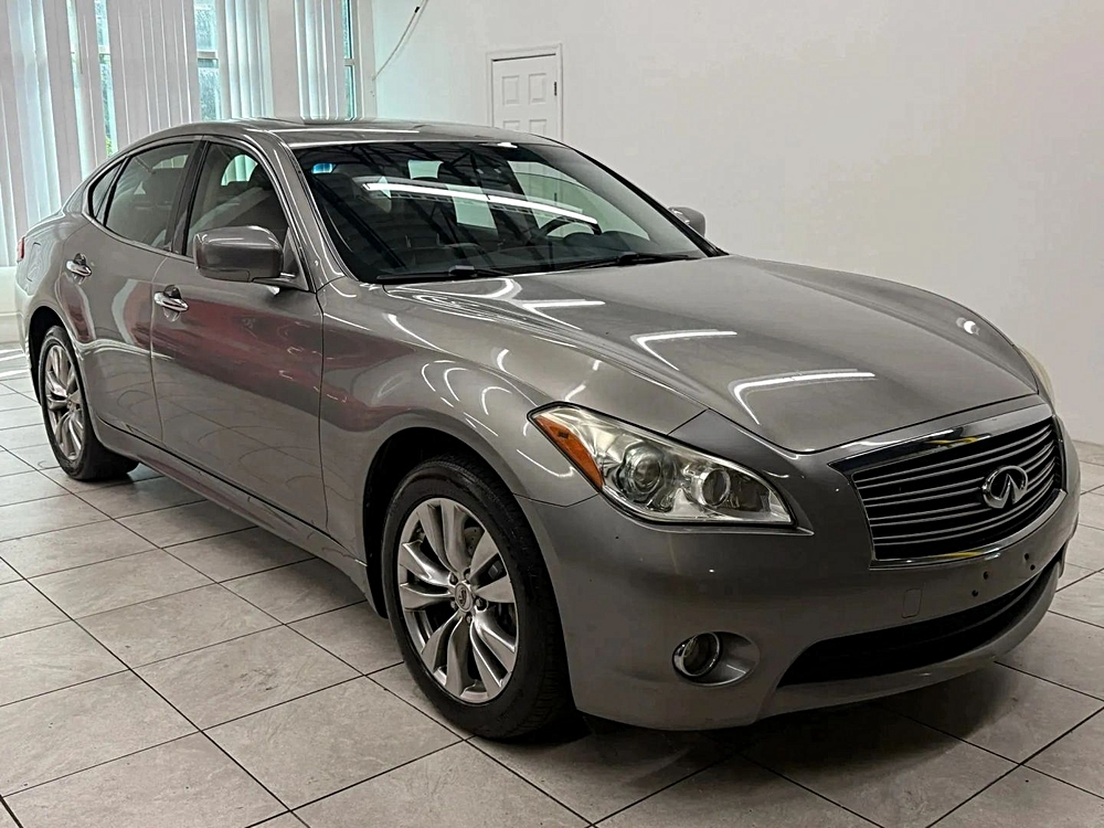 2013 INFINITI M