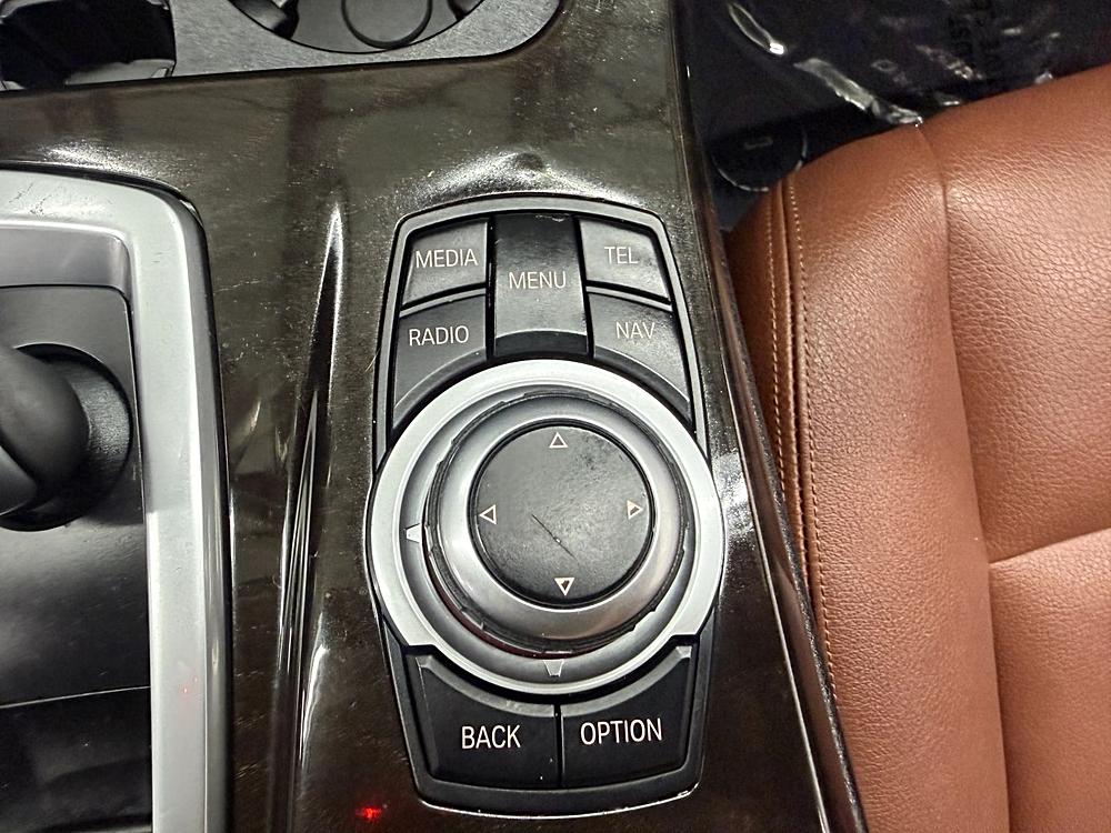 2015 BMW 5 Series 528i - Photo 18