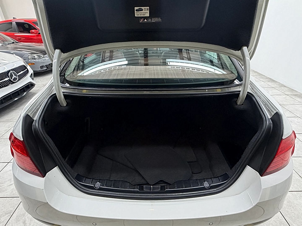 2015 BMW 5 Series 528i - Photo 12