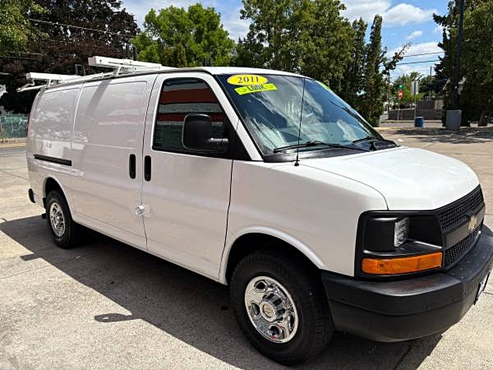 2011 Chevrolet Express Cargo Work Van's photo