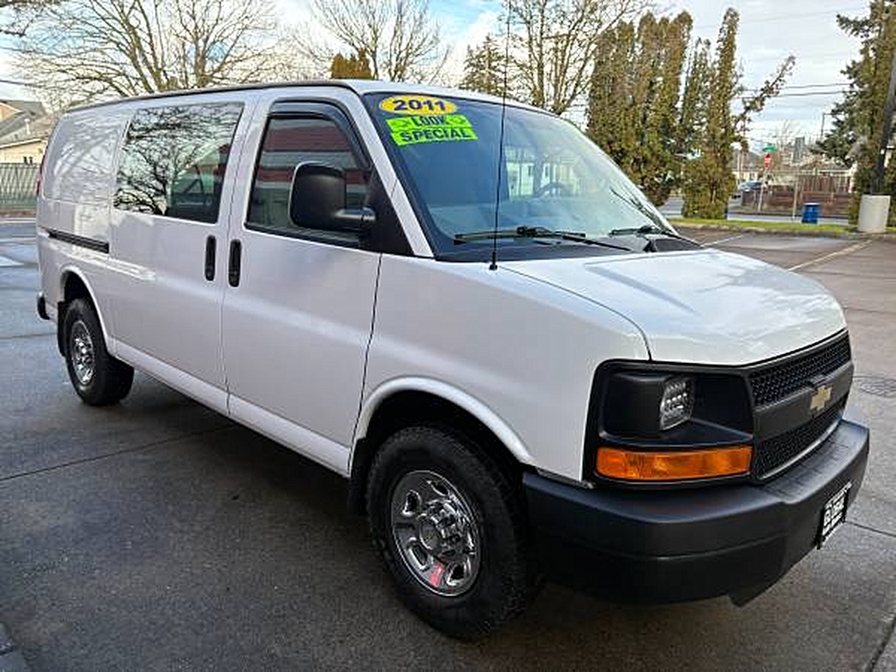 2011 Chevrolet Express Cargo Work Van's photo