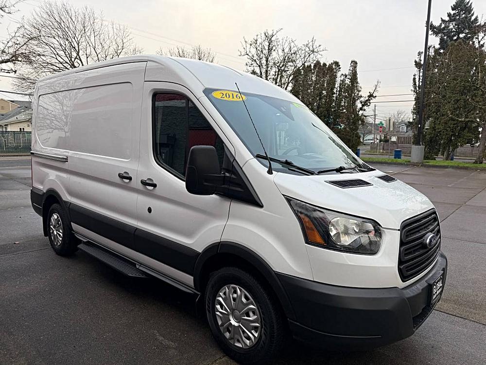2016 Ford Transit Base