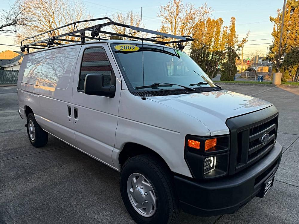 2009 Ford E-Series Econoline Van Commercial