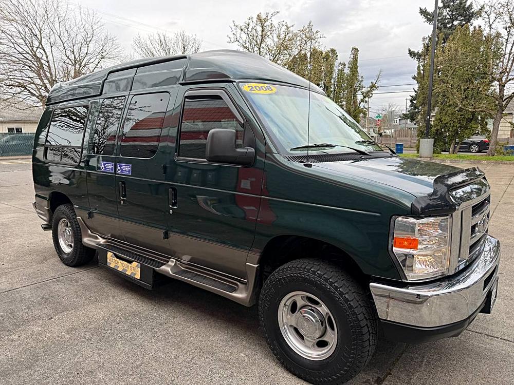 2008 Ford E-Series Econoline Van Commercial