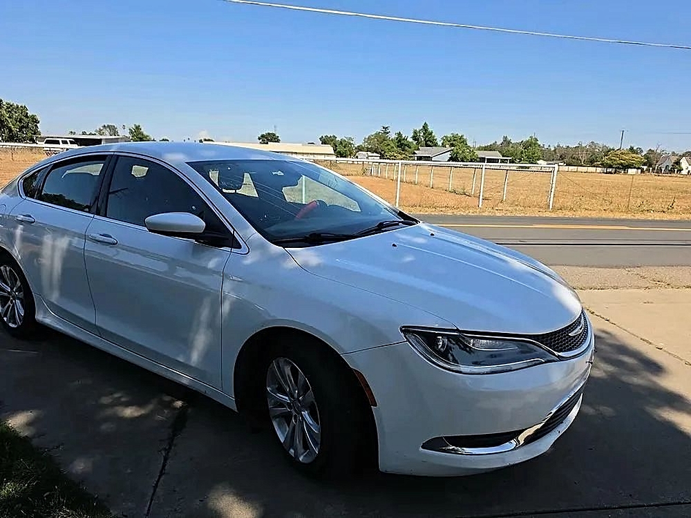 2015 Chrysler 200