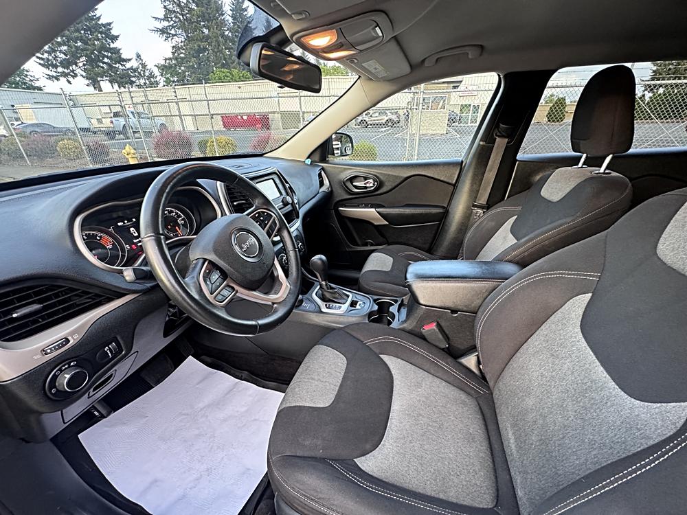 2017 Jeep Cherokee Sport Altitude - Photo 7