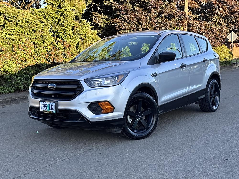 2018 Ford Escape S's photo