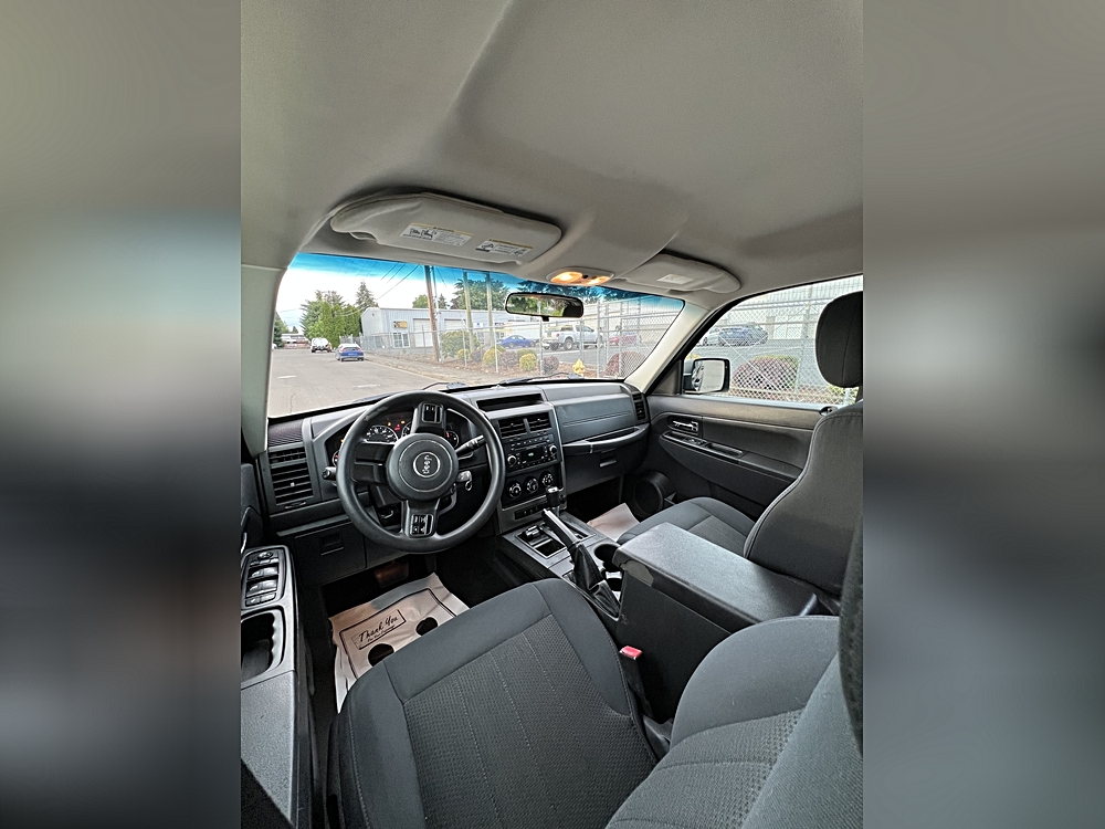 2012 Jeep Liberty Sport - Photo 7