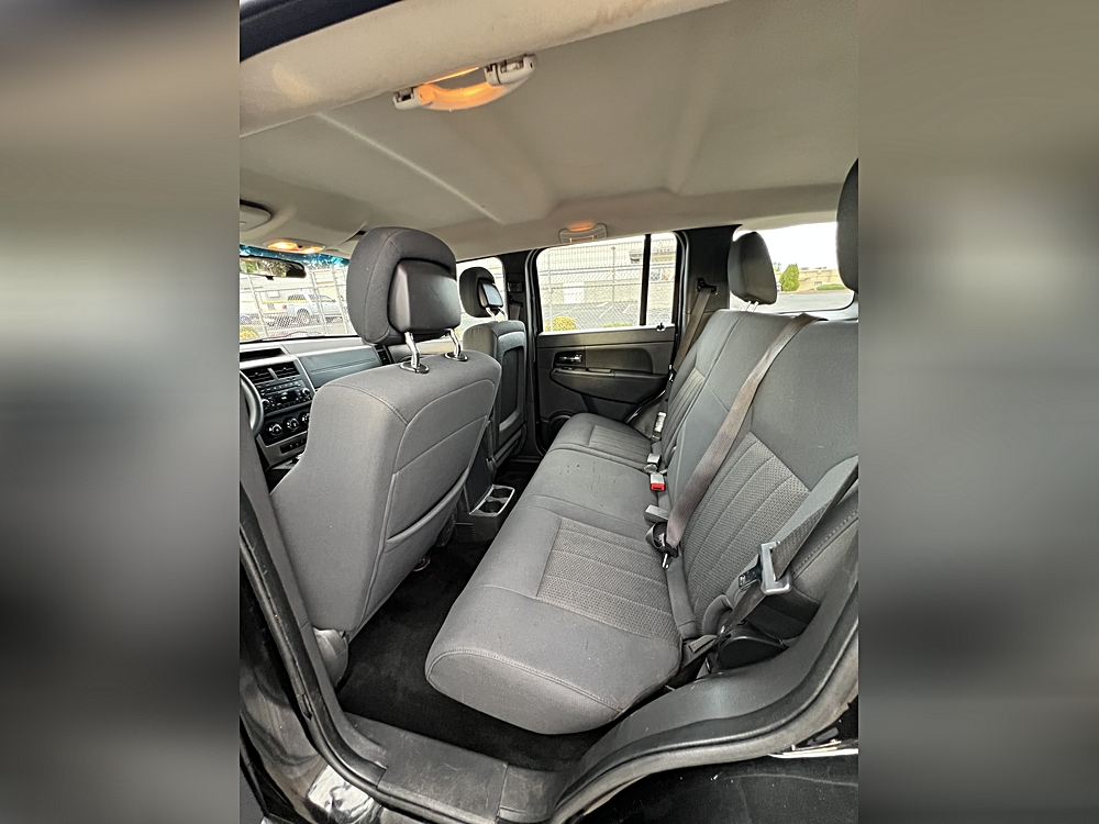 2012 Jeep Liberty Sport - Photo 8
