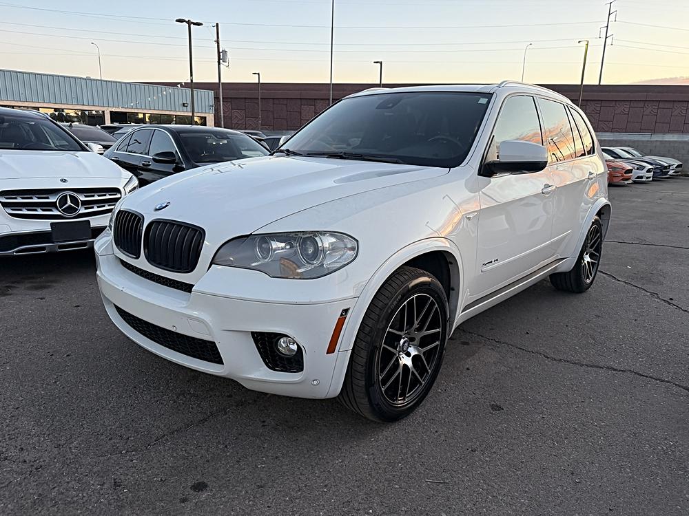 2012 BMW X5 xDrive50i's photo