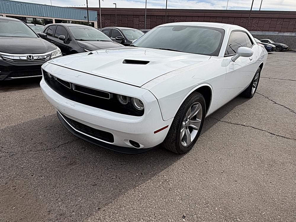 2018 Dodge Challenger SXT's photo