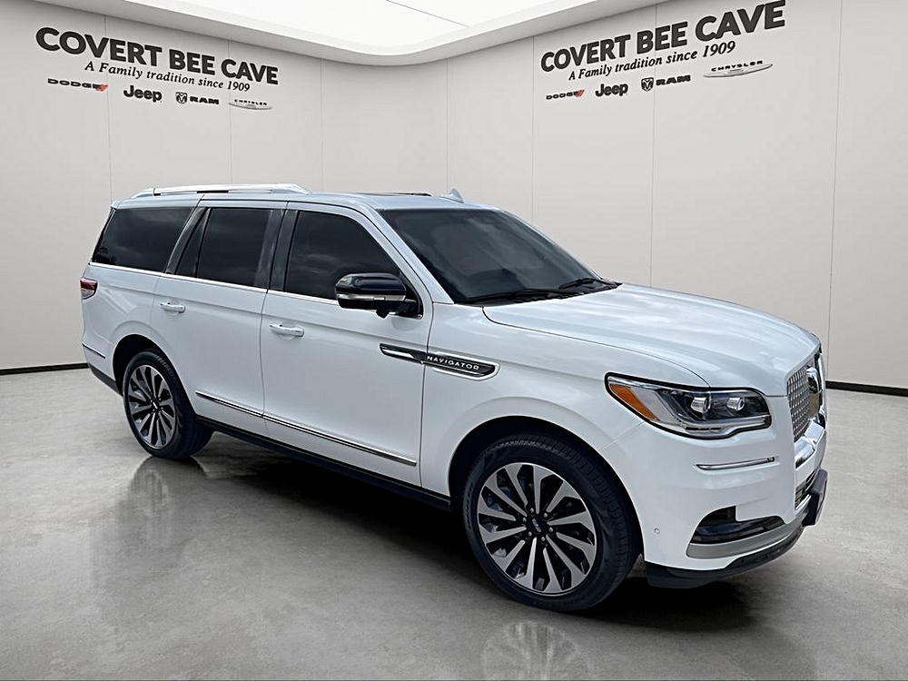Used 2024 Lincoln Navigator Reserve with VIN 5LMJJ2LG9REL00019 for sale in Austin, TX