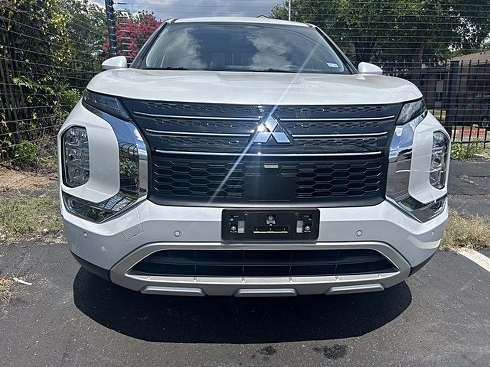 2023 Mitsubishi Outlander
