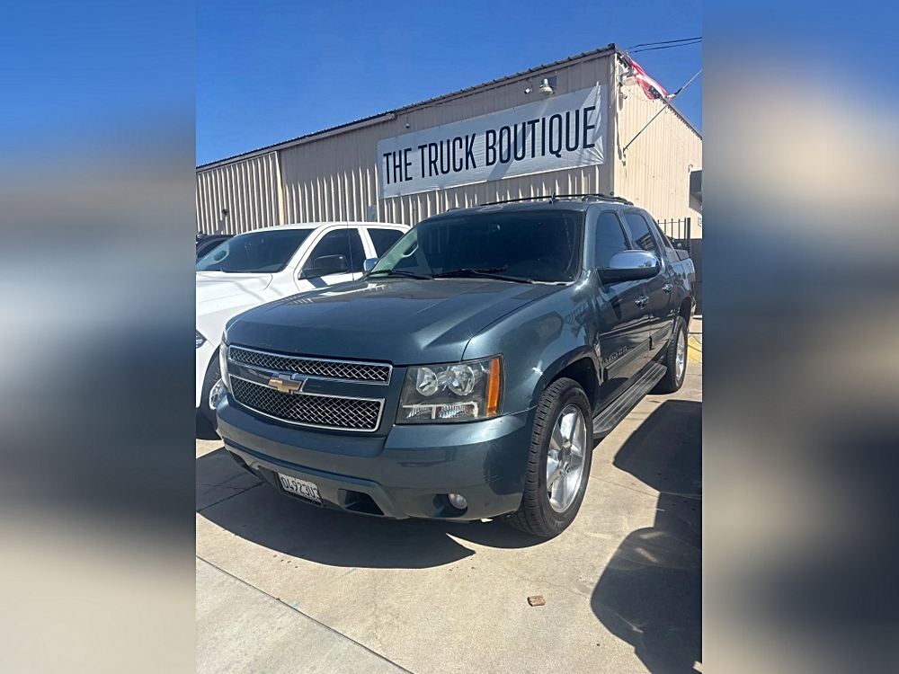 2011 Chevrolet Avalanche LT