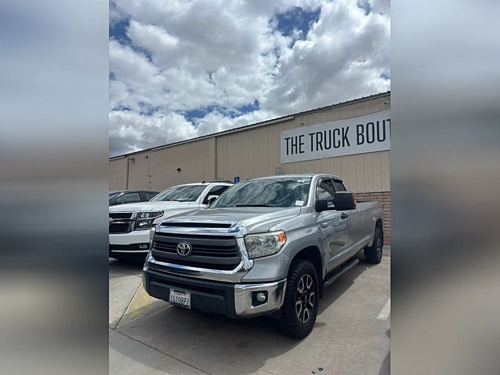 2014 Toyota Tundra 5.7 Auto SR5 DC Long Bed's photo
