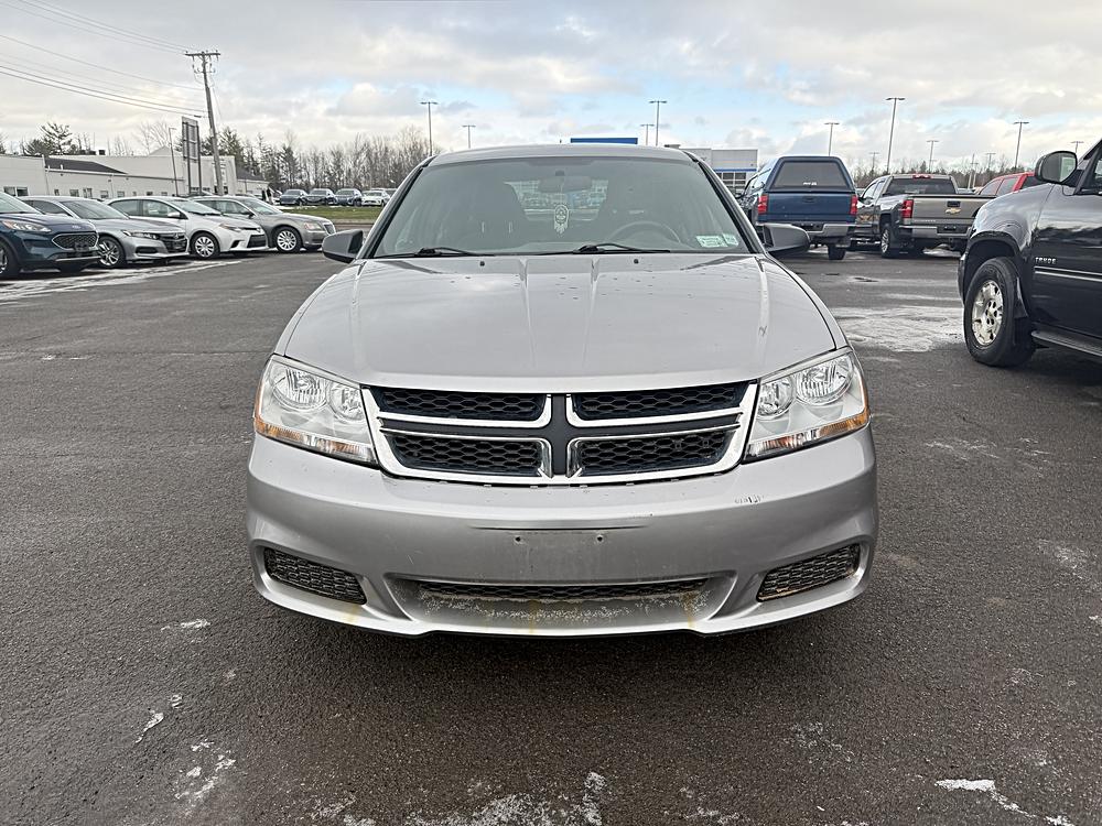 2013 Dodge Avenger SE's photo