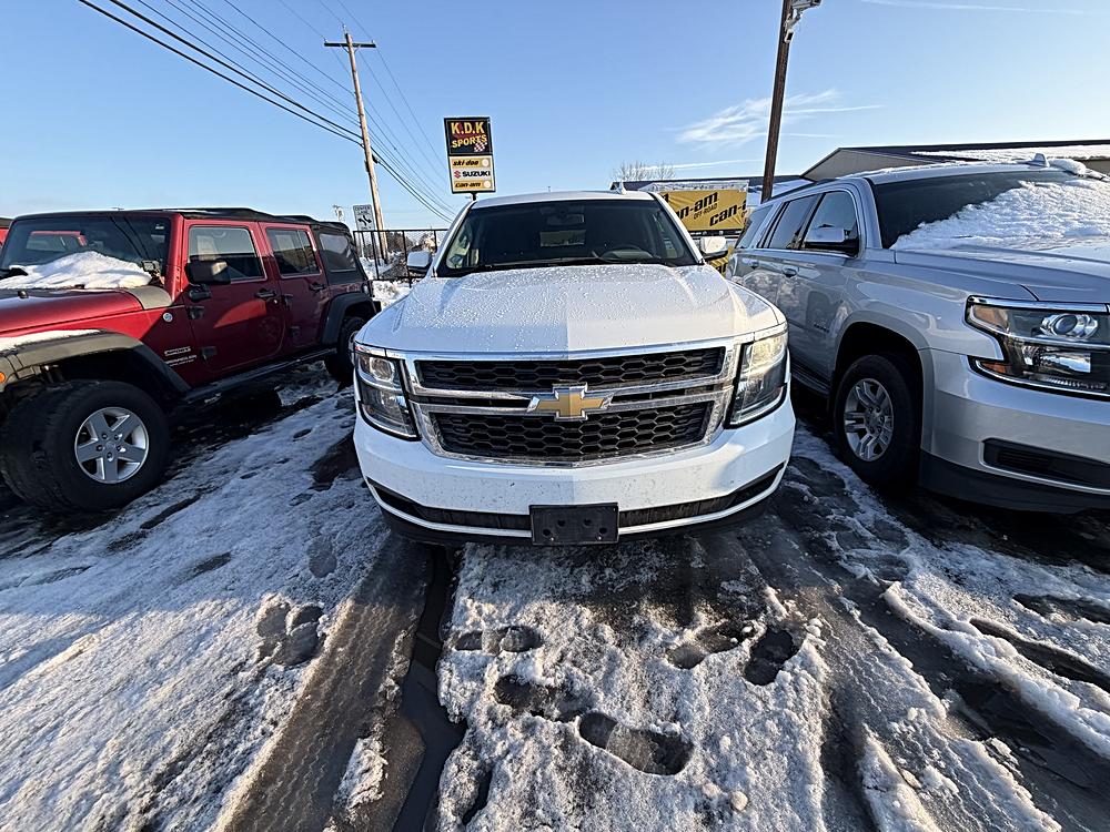 2017 Chevrolet Suburban LS's photo