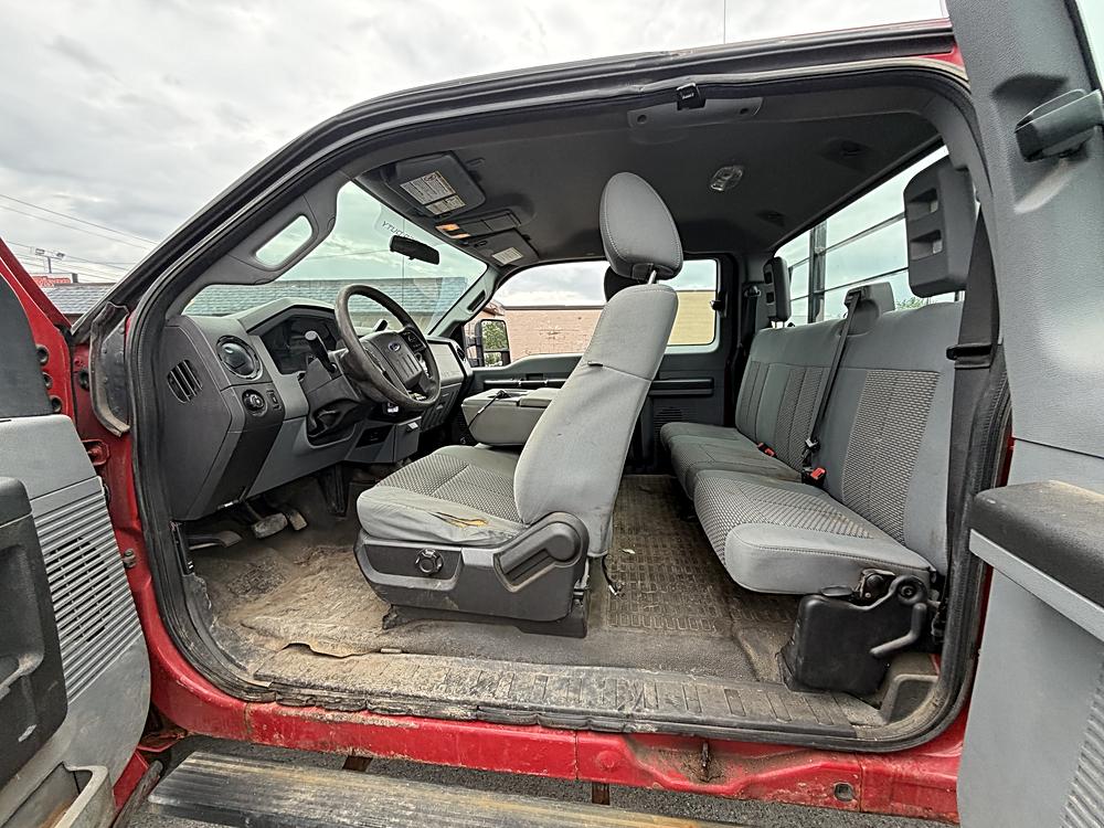 2011 Ford F-250 Super Duty XL - Photo 16