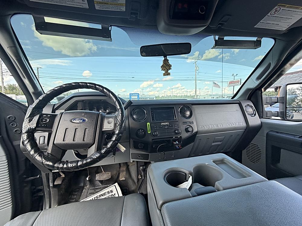 2011 Ford F-250 Super Duty XL - Photo 35
