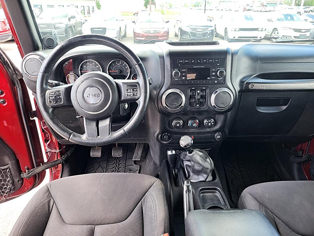 2013 Jeep Wrangler Unlimited Sport - Photo 17
