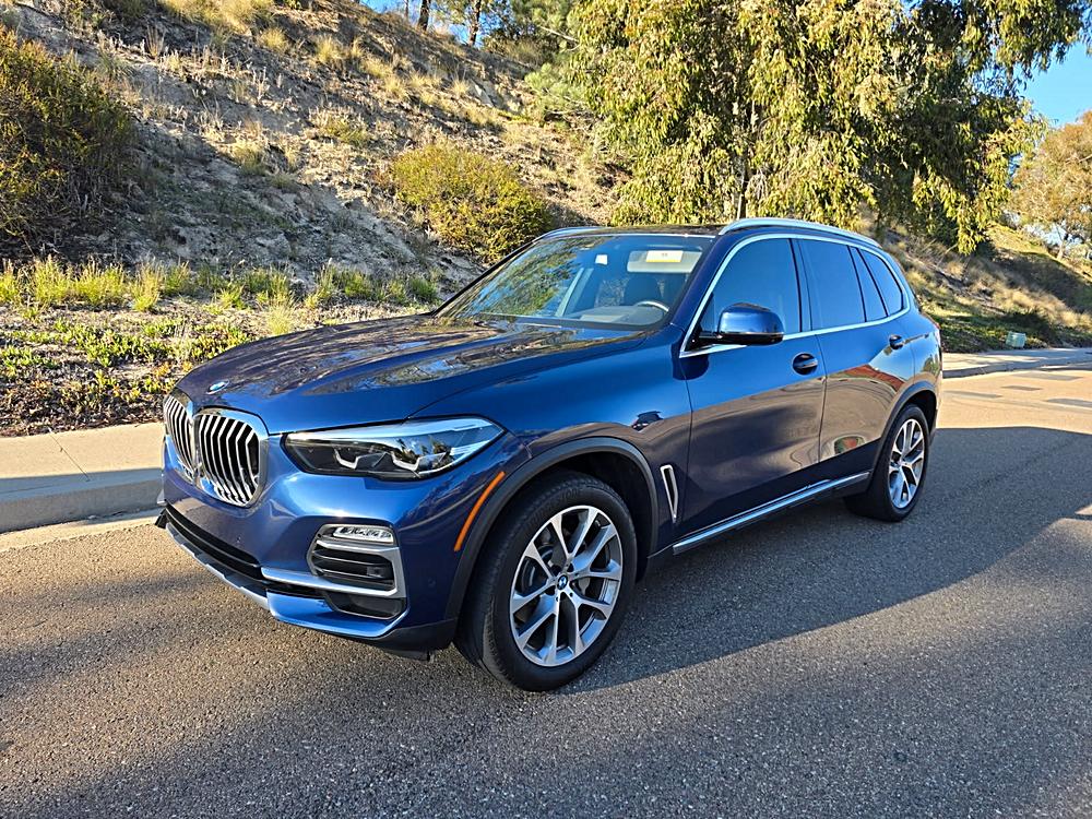 2020 BMW X5 40i's photo