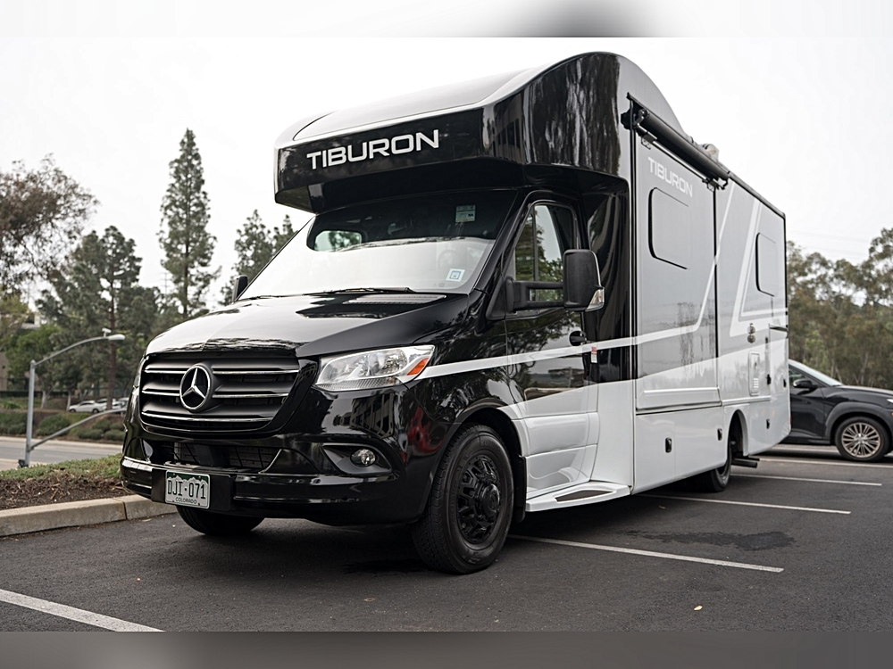 2023 Mercedes-Benz Sprinter Cab Chassis Base