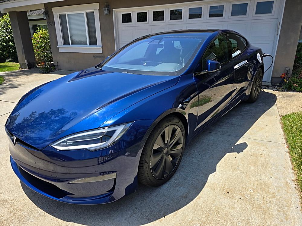 2021 Tesla Model S's photo
