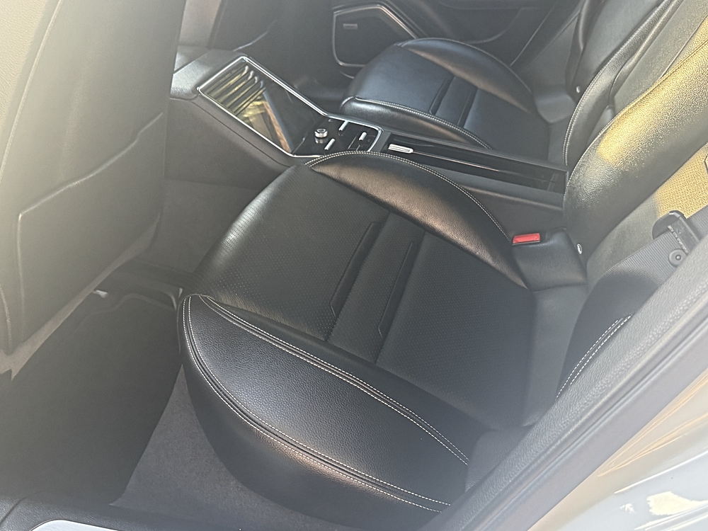 2020 Porsche Panamera 4 E-Hybrid - Photo 12