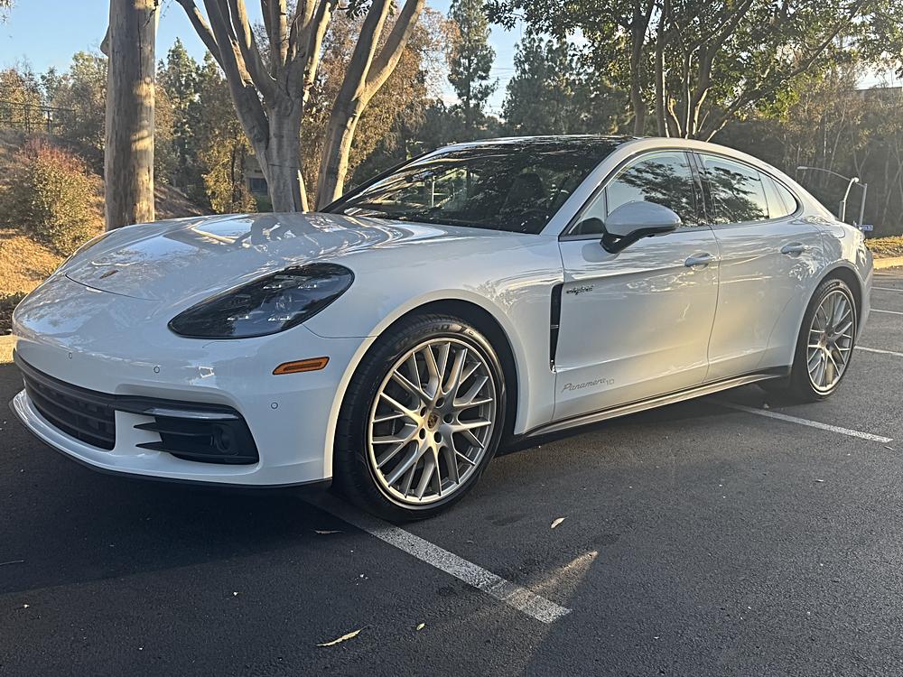 2020 Porsche Panamera 4 E-Hybrid - Photo 10