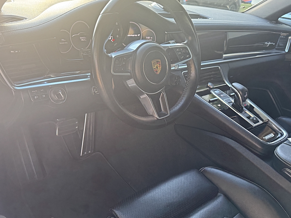 2020 Porsche Panamera 4 E-Hybrid - Photo 7