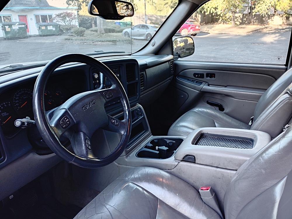 2004 GMC Yukon XL SLE - Photo 8