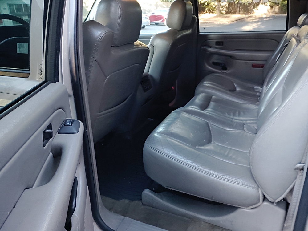 2004 GMC Yukon XL SLE - Photo 7